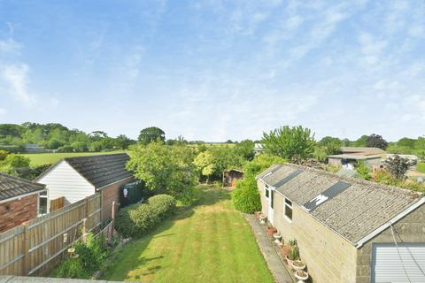 3 bedroom bungalow for sale, Magpie Hall Road, Stubbs Cross, Ashford, Kent, TN26