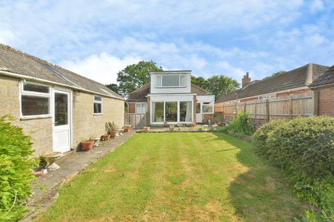 3 bedroom bungalow for sale, Magpie Hall Road, Stubbs Cross, Ashford, Kent, TN26