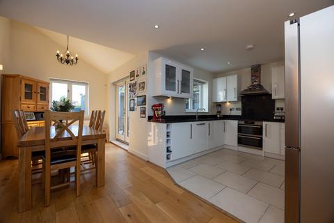 4 bedroom semi-detached house for sale, New Inn Lane, Surrey GU4