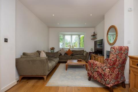4 bedroom semi-detached house for sale, New Inn Lane, Surrey GU4
