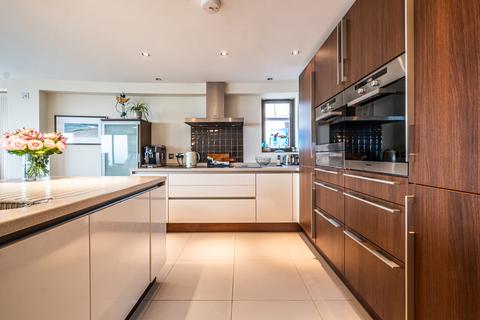 3 bedroom apartment for sale, Chaddesley Glen, Poole, Dorset, BH13