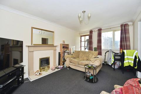 1 bedroom flat for sale, Springfield Close, Eckington, Sheffield, Derbyshire, S21