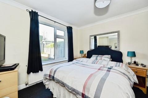 1 bedroom flat for sale, Springfield Close, Eckington, Sheffield, Derbyshire, S21