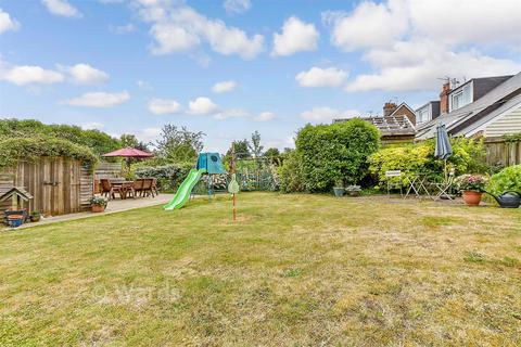 3 bedroom detached house for sale, Hartley Road, Cranbrook TN17