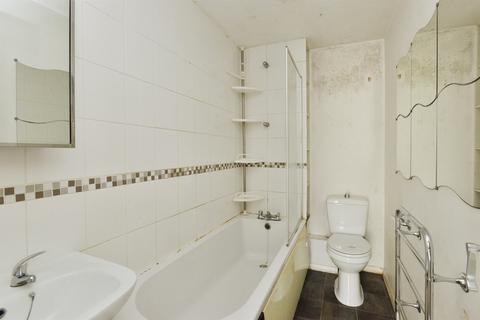 2 bedroom flat for sale, Banktop Place, Emerson Valley, Milton Keynes