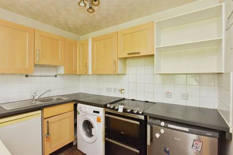 2 bedroom flat for sale, Banktop Place, Emerson Valley, Milton Keynes
