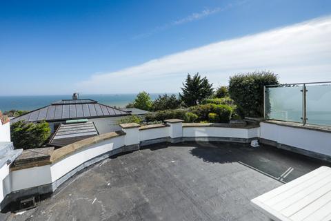 4 bedroom terraced house for sale, Salisbury Road, St. Margarets Bay, Dover, Kent, CT15