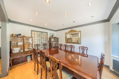 5 bedroom house to rent, Watford Way, London NW7