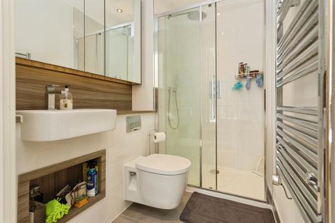 2 bedroom flat for sale, Lyon Road, Harrow