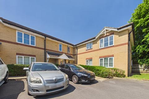 Hurworth Avenue, Langley, Berkshire, SL3