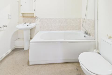 2 bedroom apartment for sale, Hurworth Avenue, Langley, Berkshire, SL3