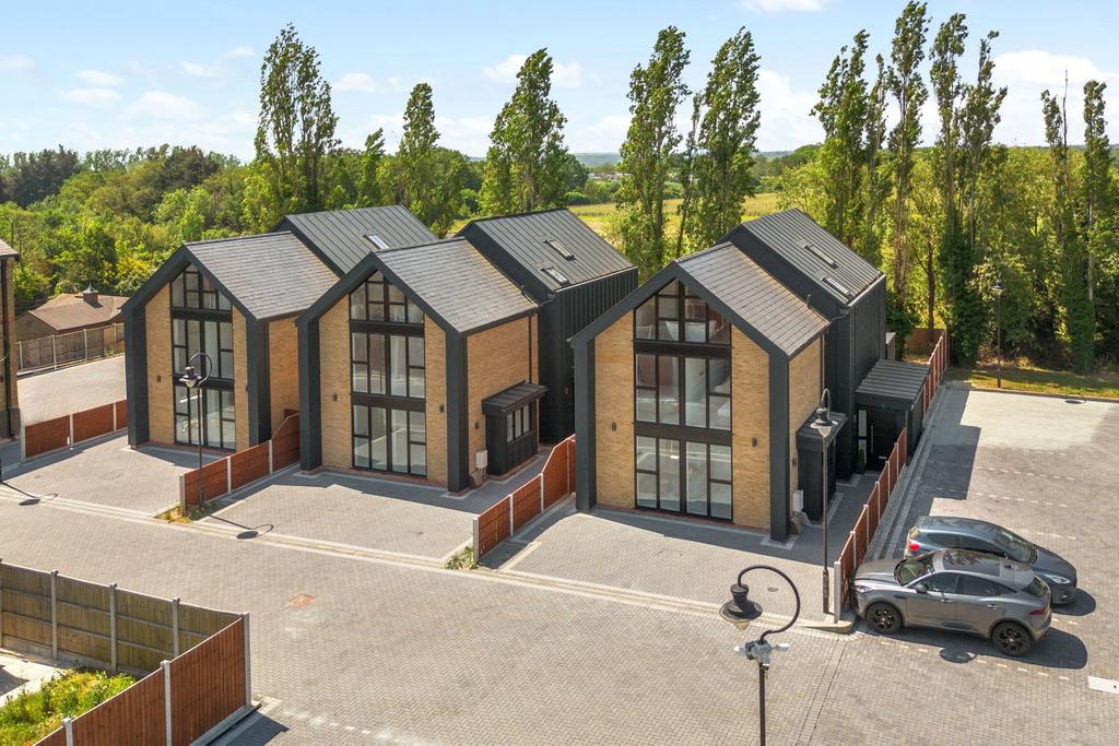 Detached house exterior