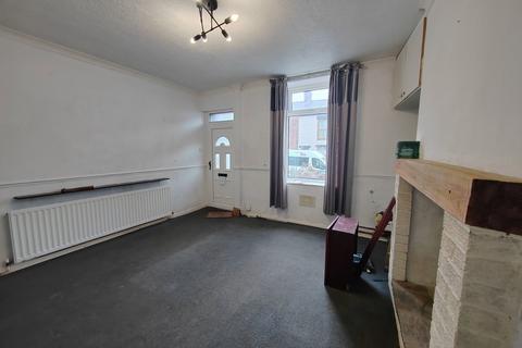 2 bedroom end of terrace house to rent, Sheffield Road, Penistone, Sheffield, South Yorkshire, S36 6HE