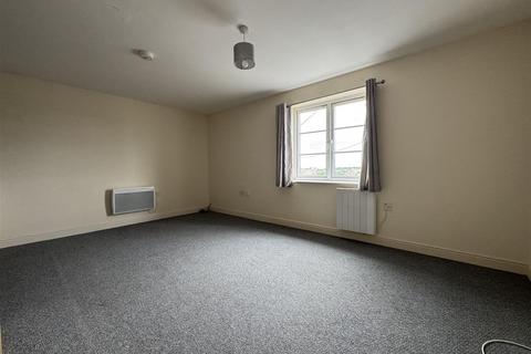 1 bedroom flat for sale, Cricklade Road, Swindon SN2