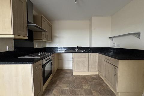 1 bedroom flat for sale, Cricklade Road, Swindon SN2