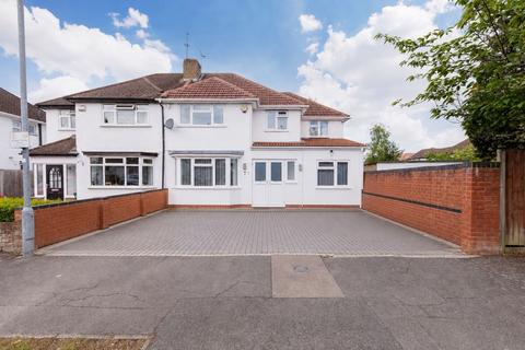 Cedar Way, Langley SL3