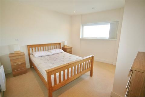 1 bedroom apartment to rent, Meridian Tower, Swansea, SA1