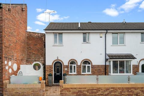 2 bedroom terraced house for sale, The Courtyard, Newton-Le-Willows, WA12