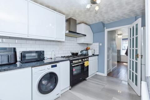 3 bedroom semi-detached house for sale, Little John Road, Leicester, Leicestershire, LE2