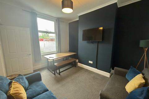 3 bedroom terraced house for sale, Milton Street, Darlington