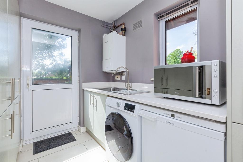 Gaulby Lane, Stoughton, LEICESTER - More