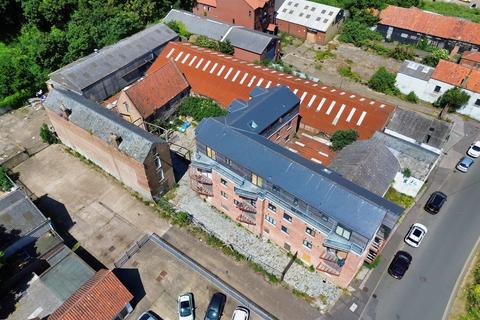 Land for sale, 311-314 Whapload Road, Suffolk, NR32 1UL