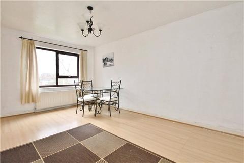 1 bedroom apartment for sale, Mulberry Court, Guildford, Surrey, GU4