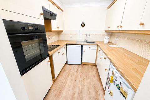 1 bedroom apartment for sale, Riverside Way, Brandon