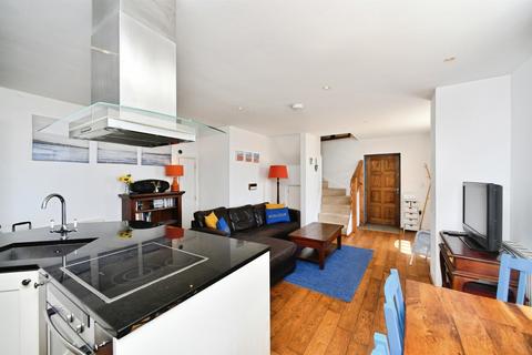 2 bedroom cottage for sale, Madeira Drive, Brighton