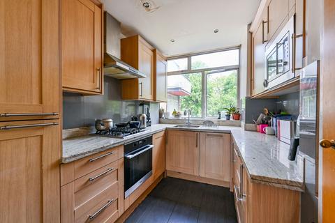 3 bedroom flat for sale, Grove End Road, NW8, St John's Wood, London, NW8