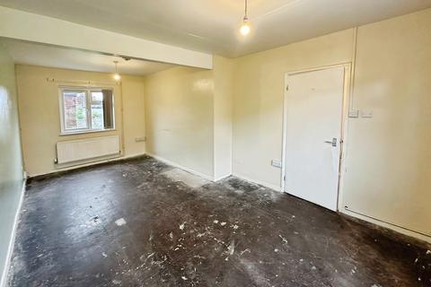 3 bedroom townhouse for sale, 36 Gloucester Avenue, Dawley, Telford, Shropshire TF4 2HX