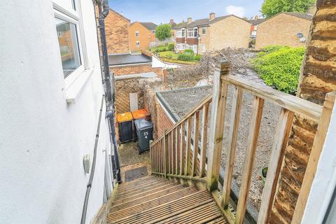 1 bedroom flat for sale, Church Street, Leighton Buzzard