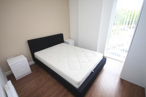 3 bedroom apartment to rent, Riverside, Salford M5