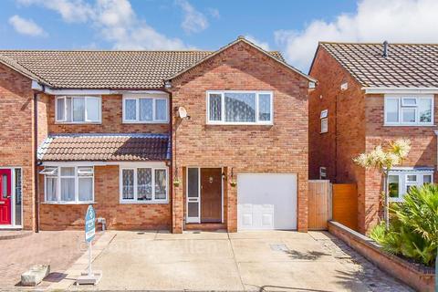 Ilfracombe Crescent, Hornchurch, Essex