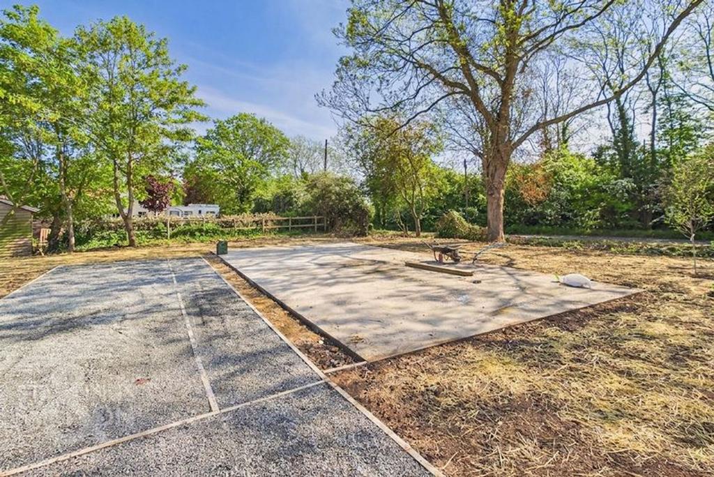 2 bedroom park home for sale