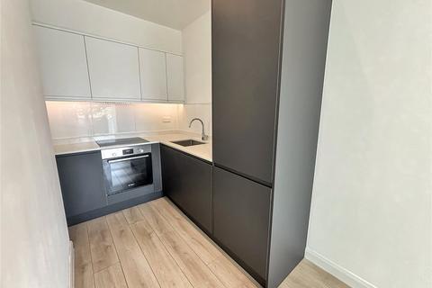 1 bedroom apartment to rent, Bath Road, Slough, Berkshire, SL1