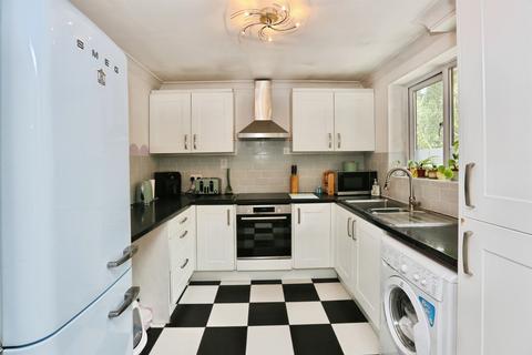 2 bedroom apartment for sale, Frogmore, Fareham