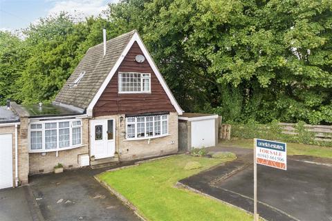 3 bedroom link detached house for sale, St. Johns Road, Leeds LS19