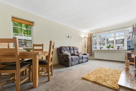 3 bedroom link detached house for sale, St. Johns Road, Leeds LS19