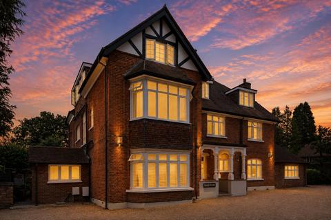undefined, Pembroke Road, Woking, Surrey, GU22
