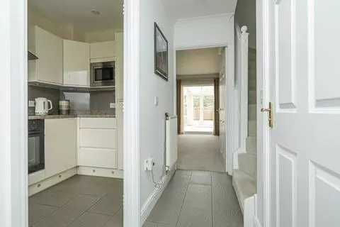 2 bedroom terraced house for sale - Widok 5