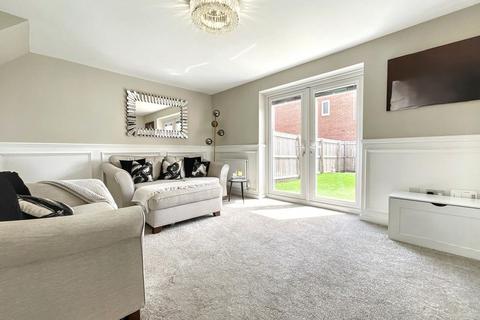 3 bedroom end of terrace house for sale, Rother Close, Hebburn, NE31