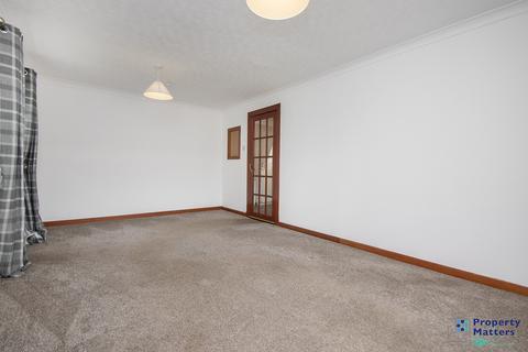 2 bedroom flat to rent, Broomlands Road, Dreghorn, KA11