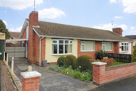 2 bedroom semi-detached bungalow for sale, Glamorgan Avenue, Wigston, LE18