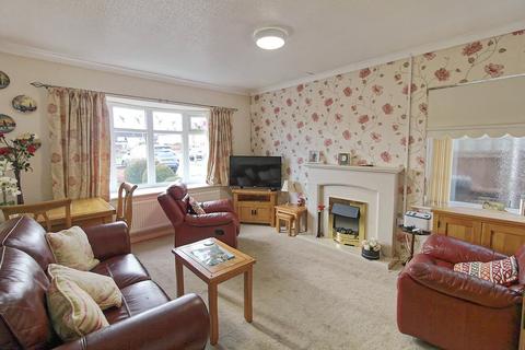2 bedroom semi-detached bungalow for sale, Glamorgan Avenue, Wigston, LE18
