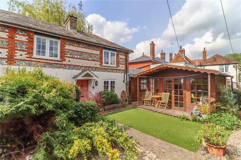 2 bedroom end of terrace house for sale, High Street, Stockbridge, Hampshire, SO20
