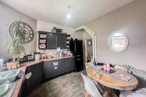 2 bedroom terraced house for sale - Widok 5
