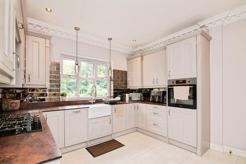 6 bedroom detached house for sale, Charlemont Avenue, West Bromwich