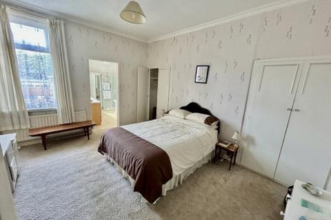 3 bedroom terraced house for sale, Vine Street, South Shields, NE33