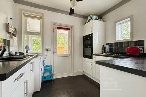 2 bedroom bungalow for sale, Shide Path, Newport, Isle of Wight